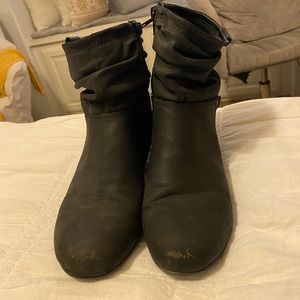 Cliffs heel boots for sale!